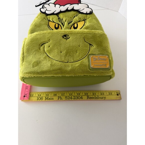 Loungefly The Grinch Mini Backpack Removable Santa Hat NWT - Picture 13 of 14